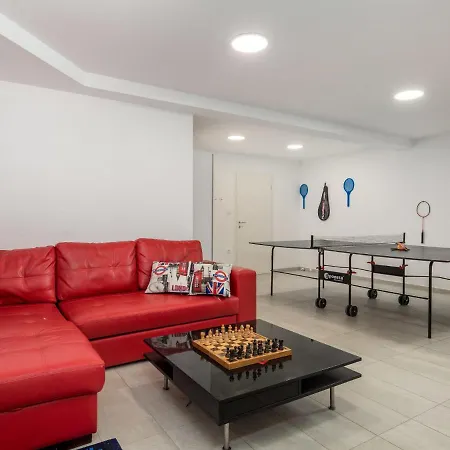 Albi By Interhome Kostrena